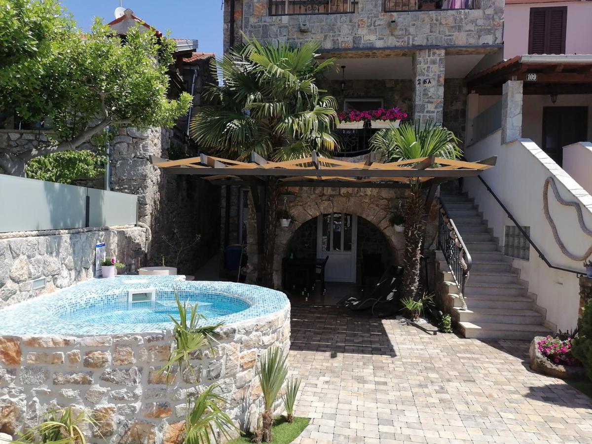 Apartman Brajutovci 26 Kornic Exterior photo